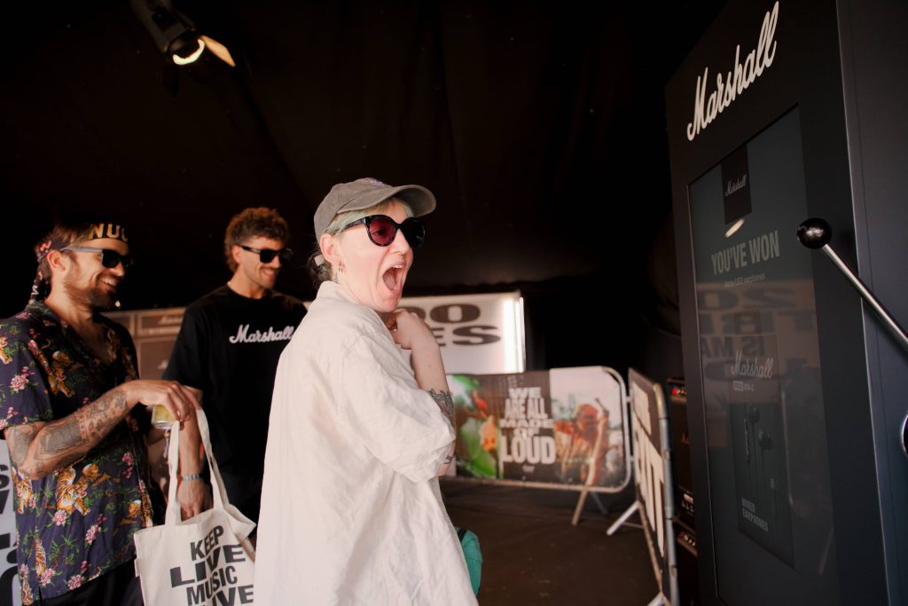 Marshall vending machine crowd surprise